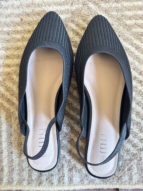 Black Ribbed Slingback Flats